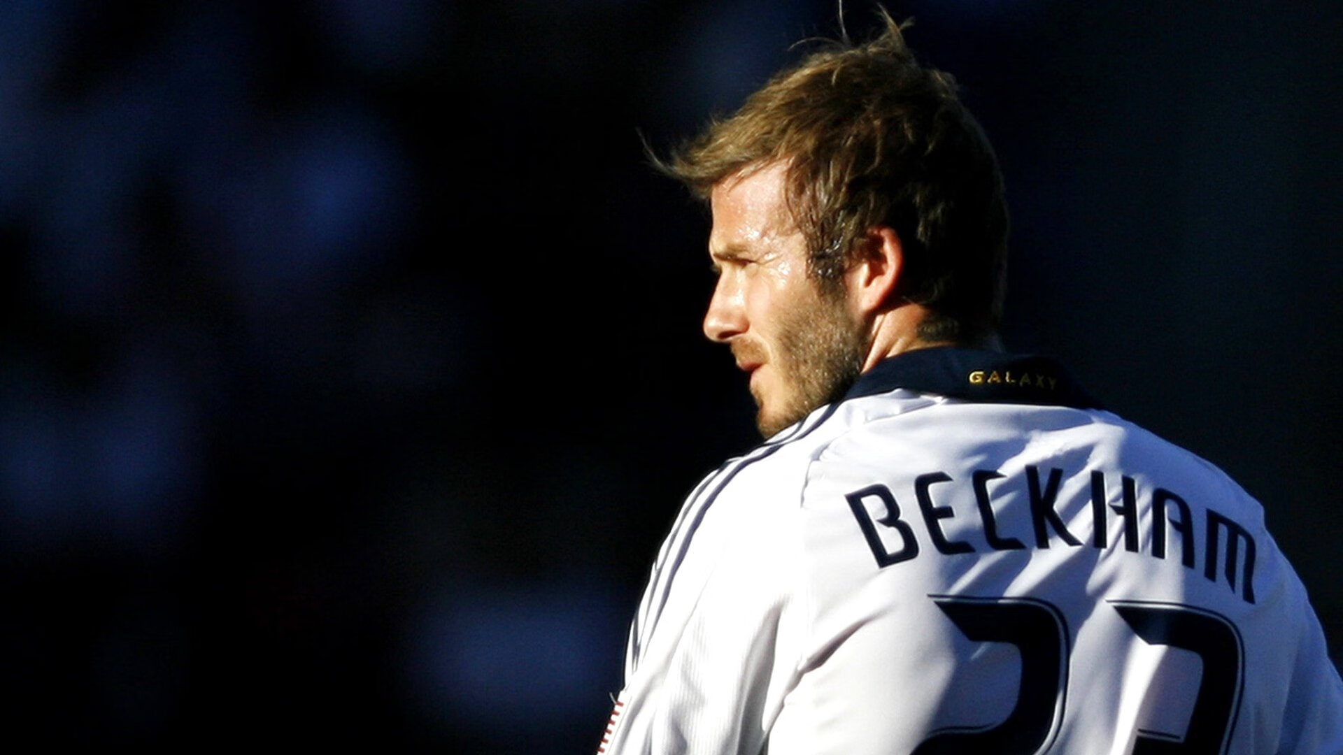 国际足球的商业发展策略在年会上被重点讨论，足球去商业化